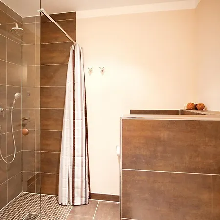 بيت للعطل Strandhaus Feuerstein Sellin (Rugen)